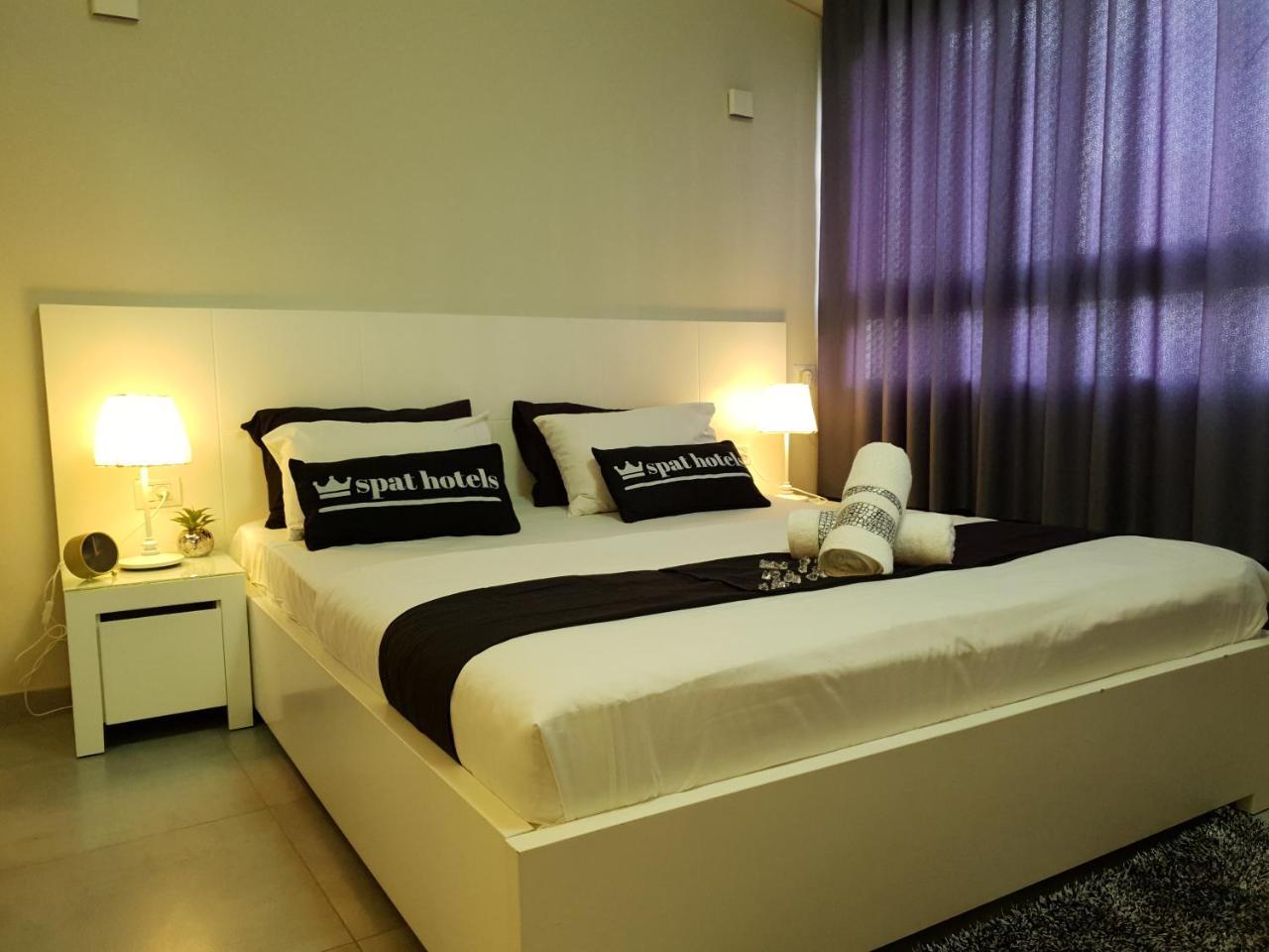 Spat Hotel Aschdod Exterior foto